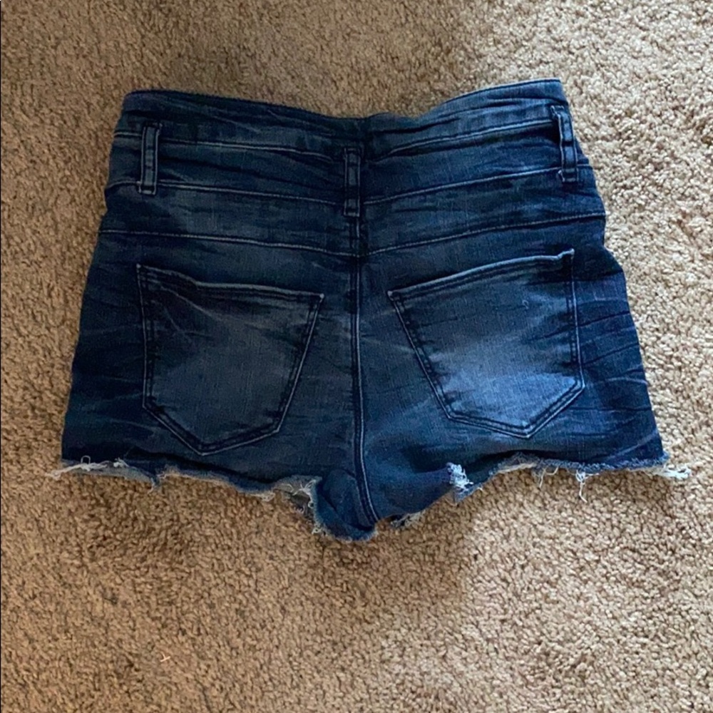Jean Shorts - Picture 3 of 3
